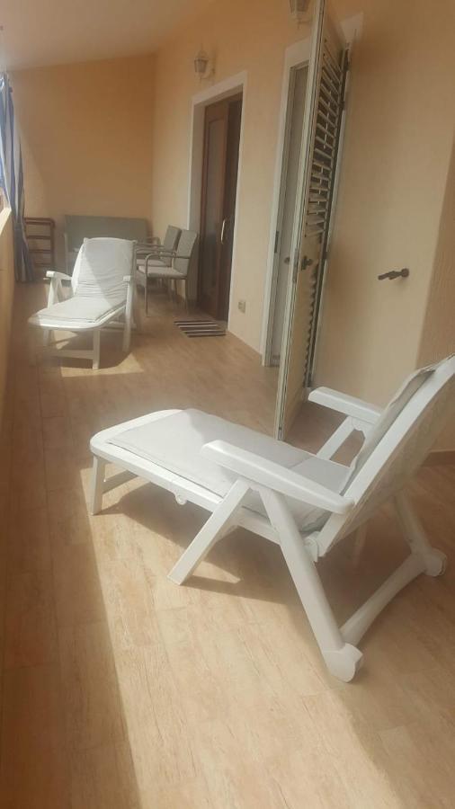 Апартаменты Fronte Mare Attico Indipendente Ed Esclusivo Con Terrazza Panoramica Изола-Росса Экстерьер фото